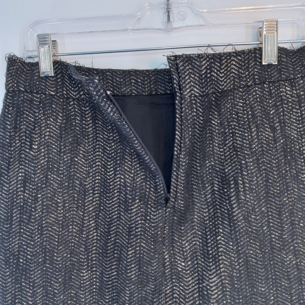 MAJE LARGE (40) METALLIC THREAD CHEVON MINI SKIRT - Picture 4 of 5